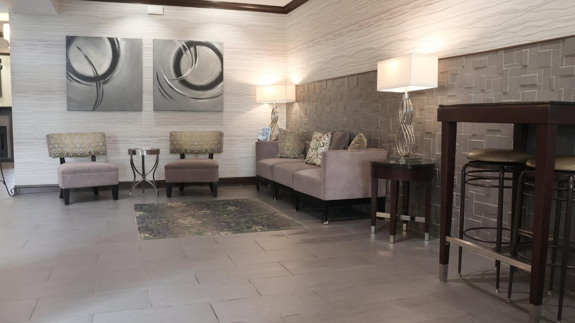 Express & Peoria Area By Ihg 3* Morton