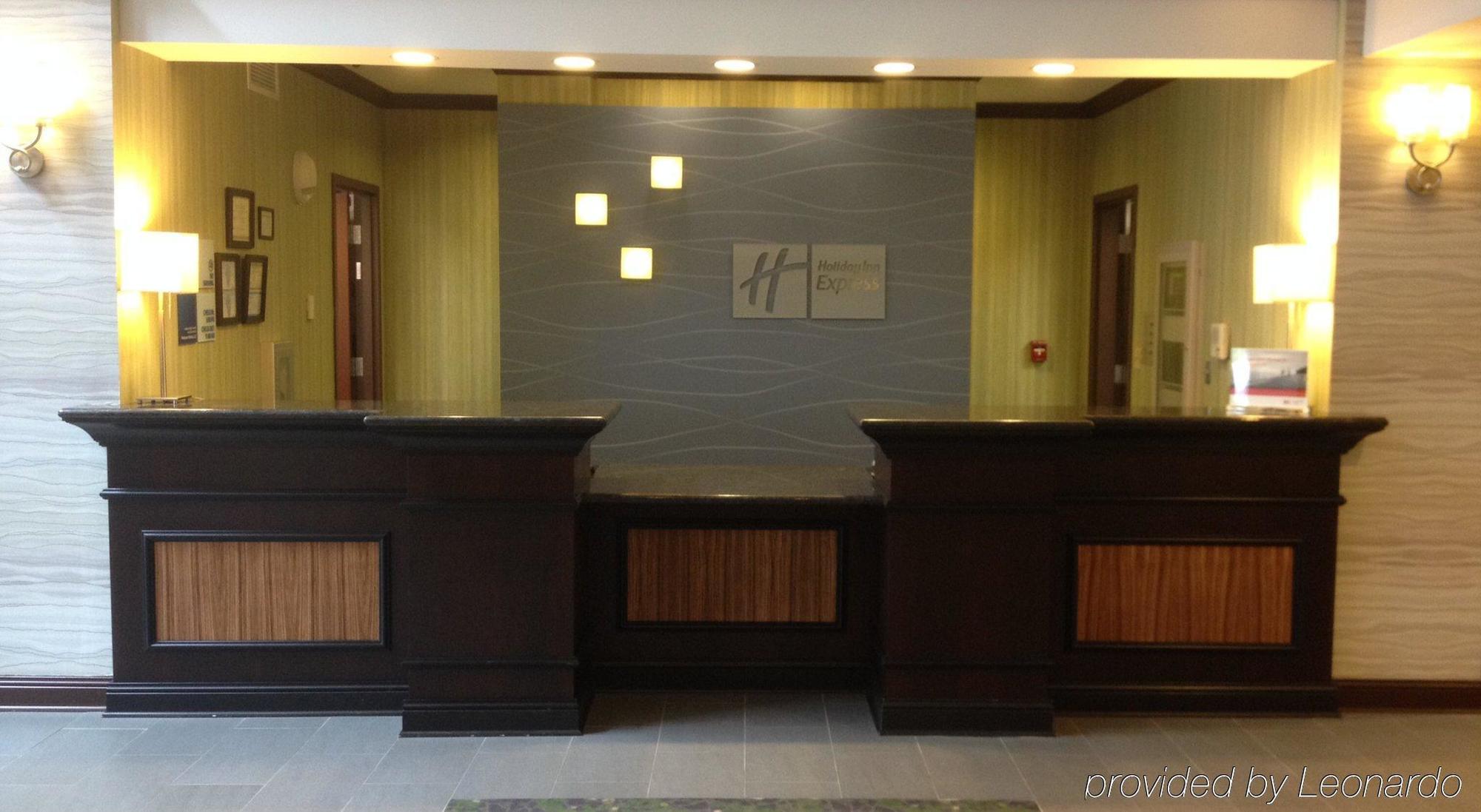 Express & Peoria Area By Ihg 3*
