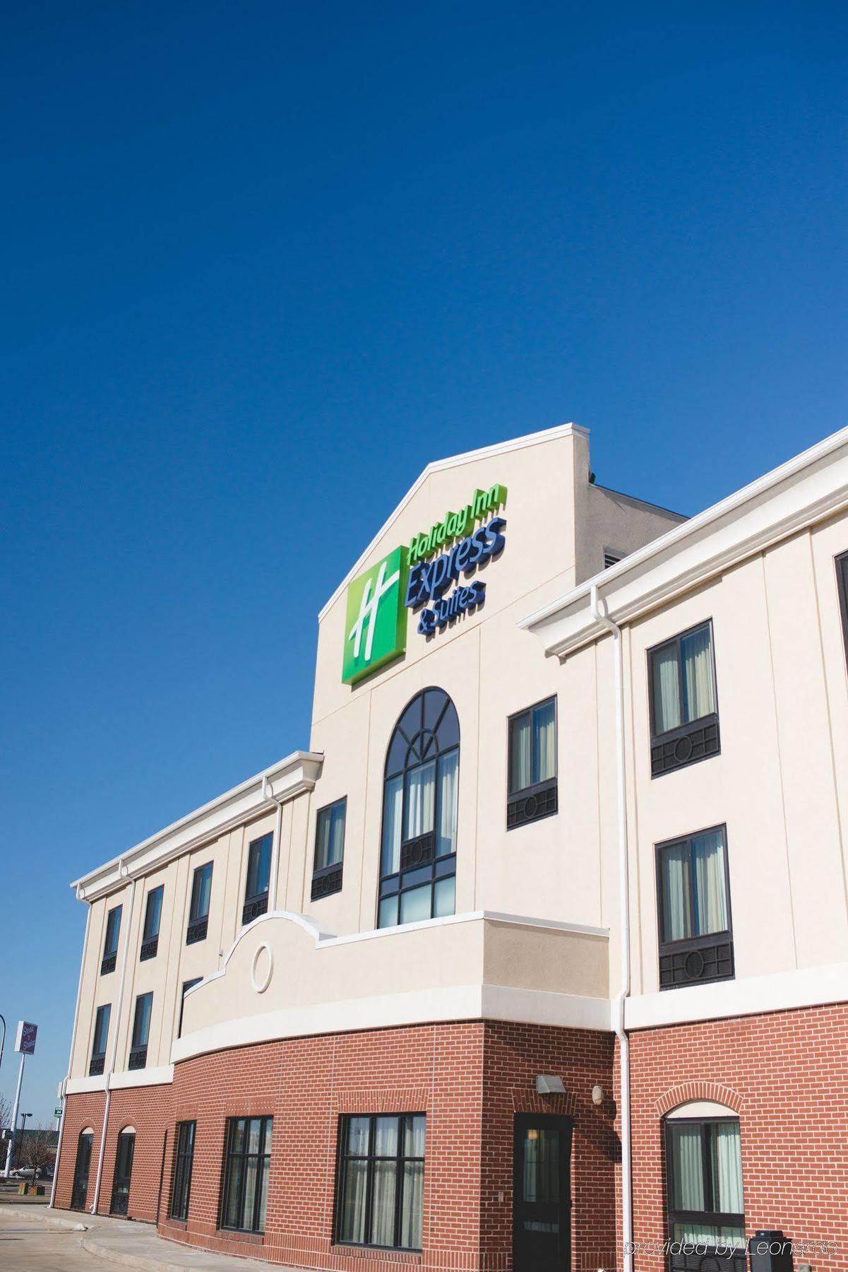 Express & Peoria Area By Ihg Hotel