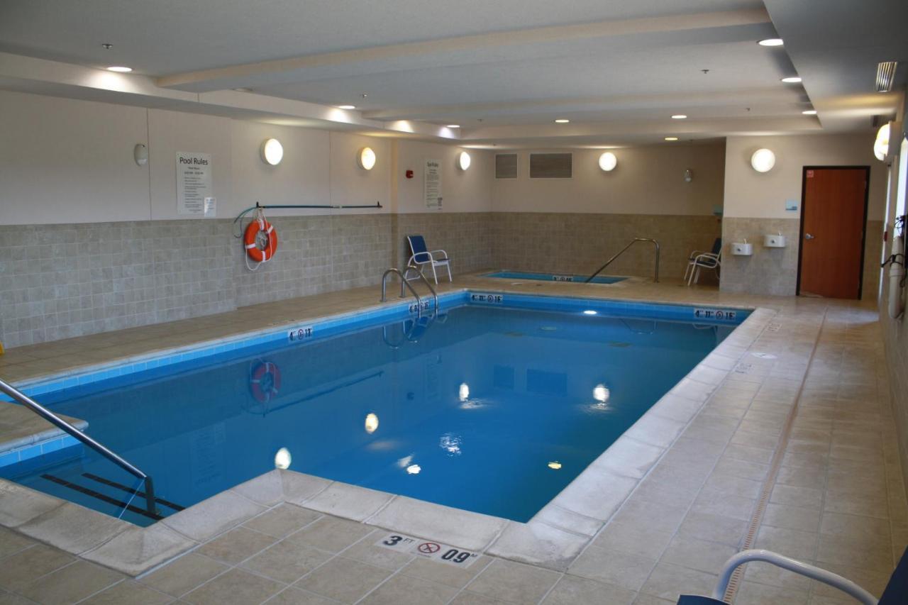 Hotel Express & Peoria Area By Ihg 3*